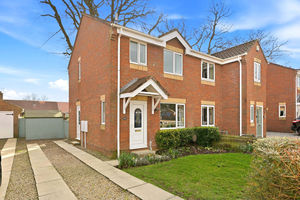 29 St James Meadow- click for photo gallery